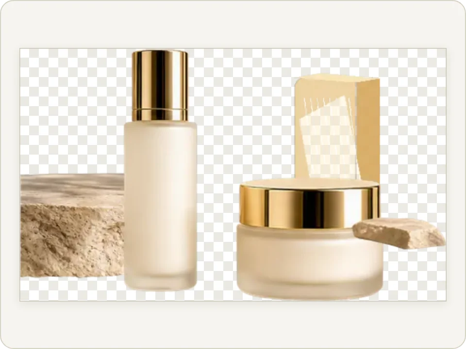 The same product layer exported trimmed: a 722 by 429 transparent PNG cropped to the bottle, jar and stones